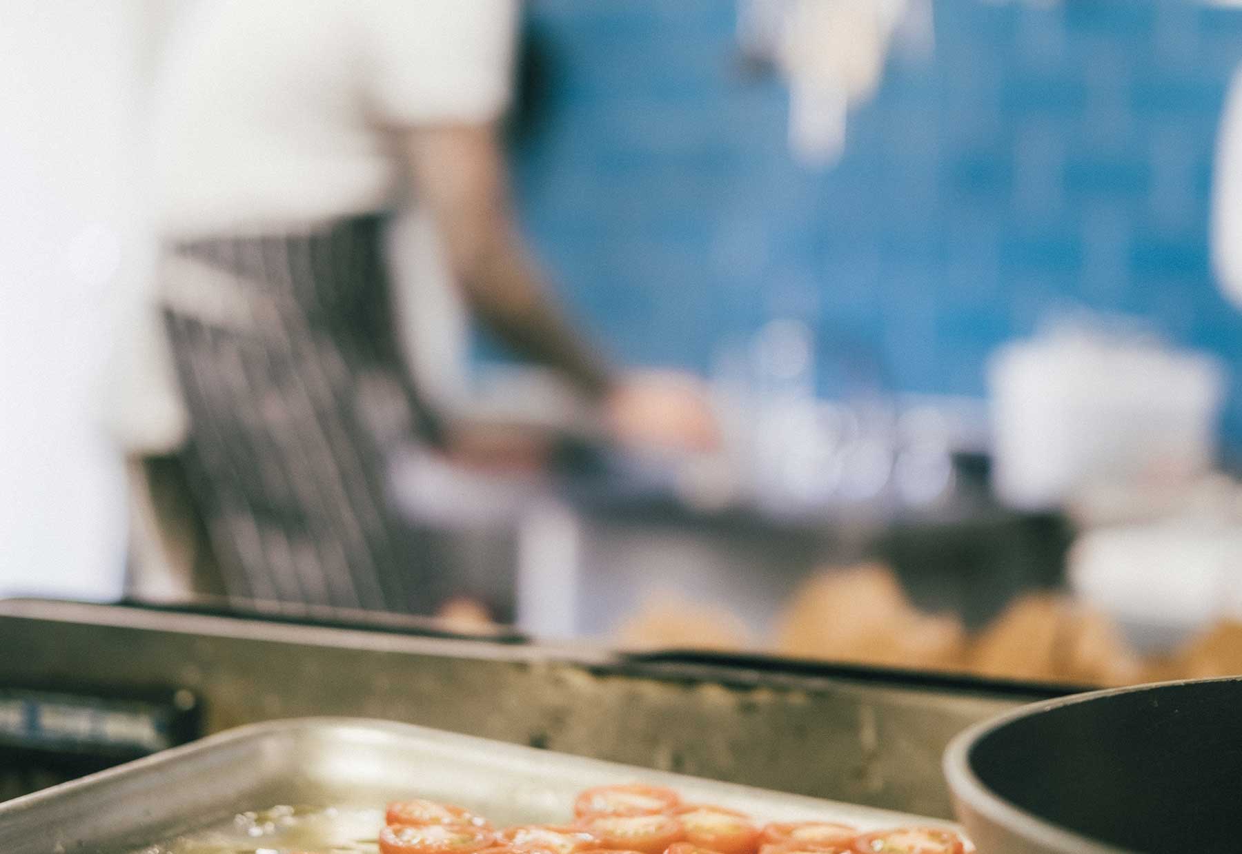 The Benefits of Hiring Externally for Commercial Kitchen Deep Cleaning