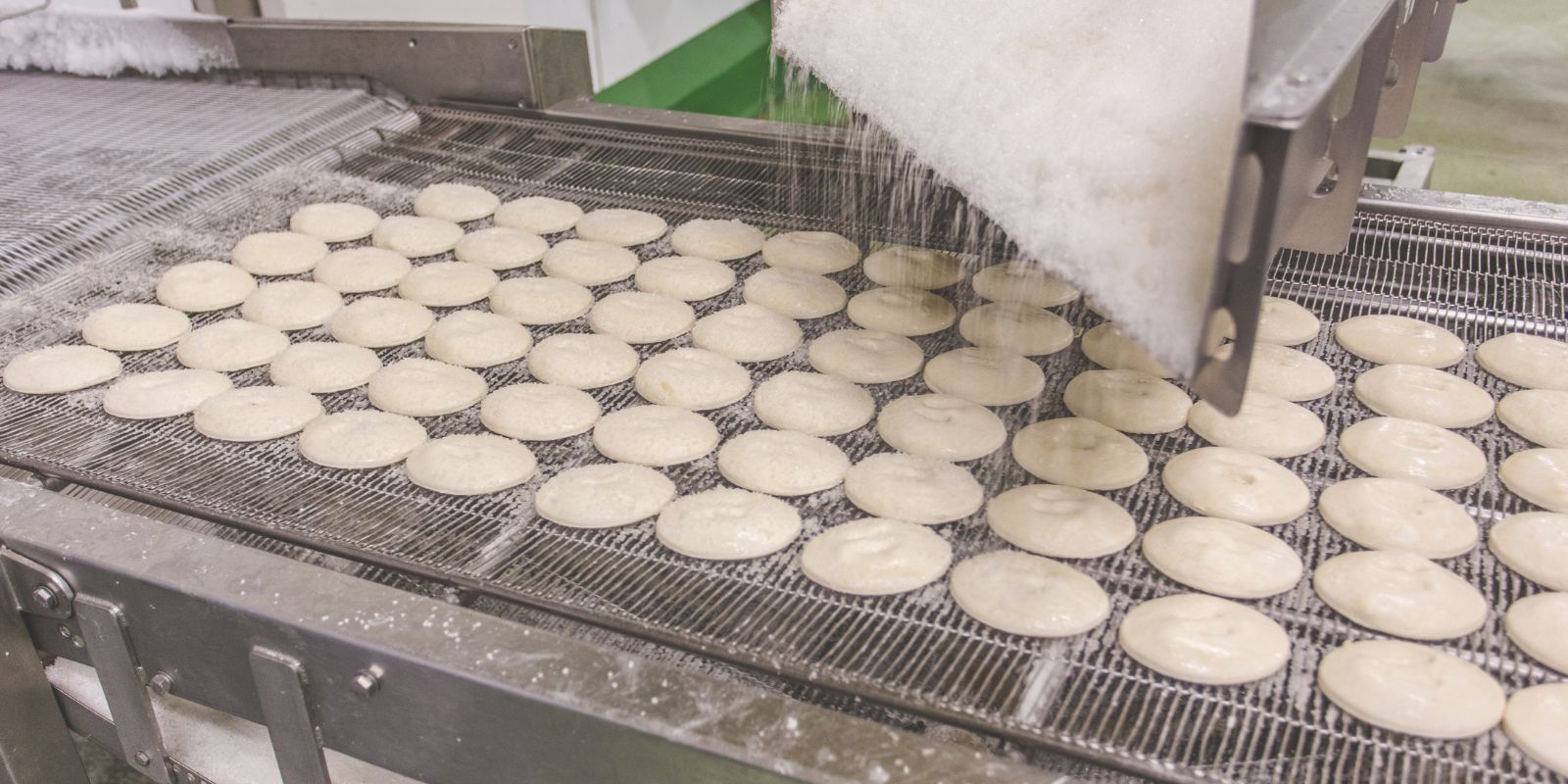 How to prevent cross-contamination in a food manufacturing facility
